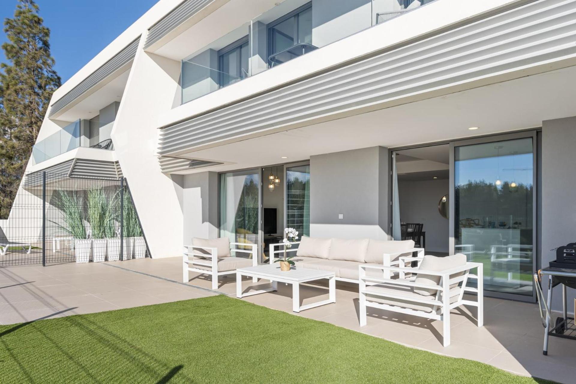 Vivi Homes - Elies House Pool, Gym, Spa & Sea View El Faro ภายนอก รูปภาพ
